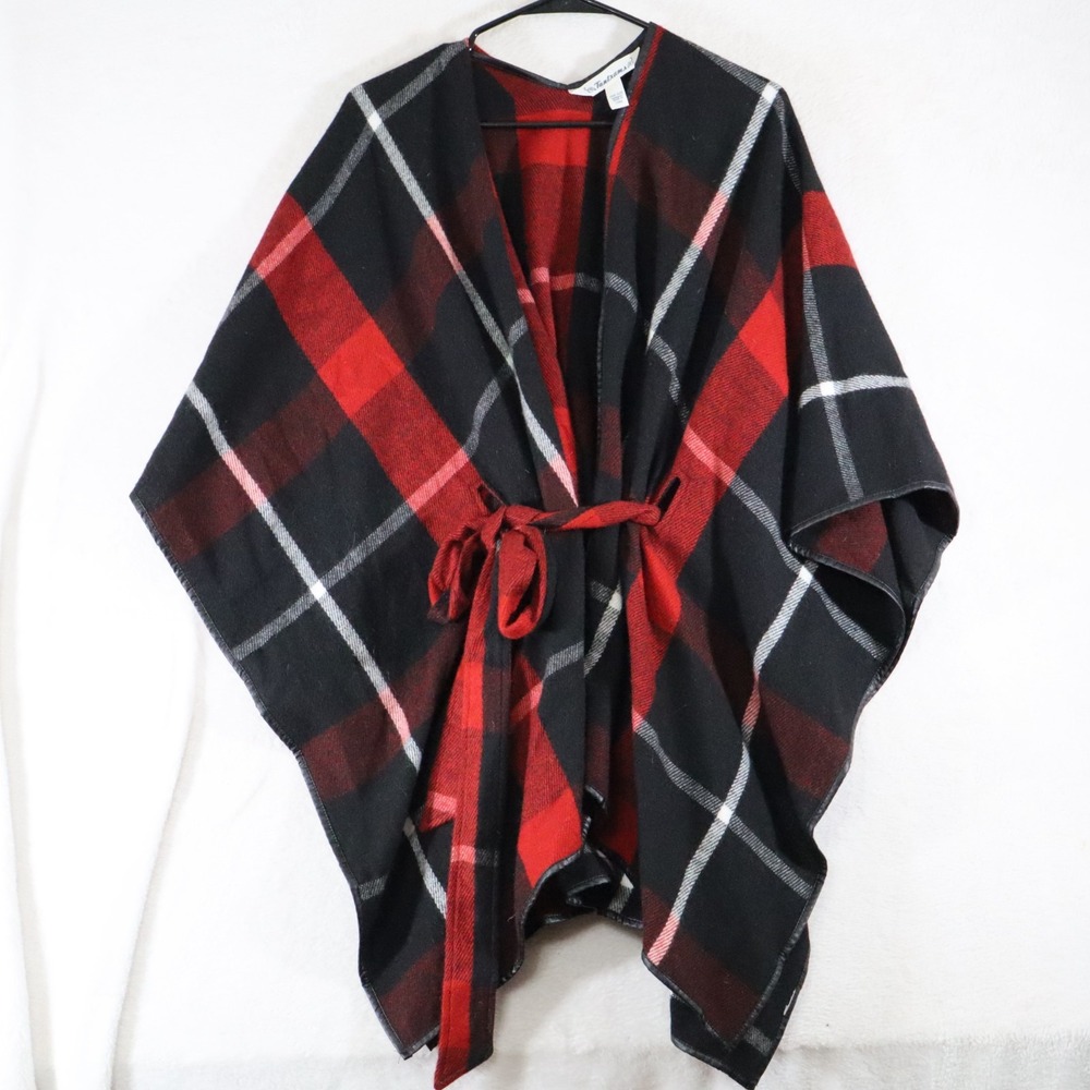 Tantrums Plaid Ruana Wrap Poncho One Size Black Red Faux Leather Trim Belted